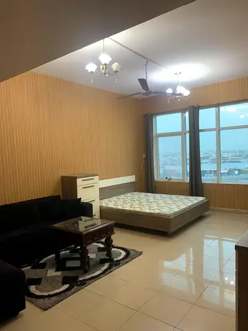 🌊 Furnished Studio for Sale in Horizon with Direct Creek View