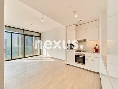 LOW FLOOR | AVAILABLE SOON | EXCLUSIVE | NO AGENTS