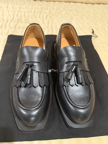 Emporio Armani Tassel Kilt Loafer - Black Leather - Size 7.5 / 41.5 - Made in Italy - Brand New