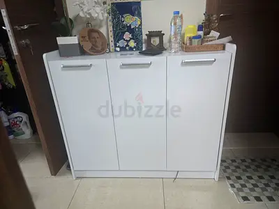 Supreme White 3-door Shoe Cabinet 24 pairs just 5 months old.