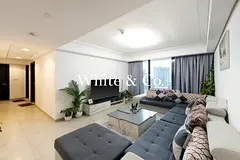 Modern Design| Spacious Layout | Lake View