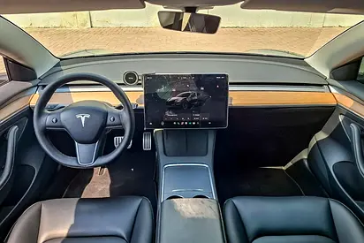 صورة 9 لـ 2023 Tesla MODEL 3