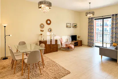 Upgraded | Fully Furnished | Prime Metro Location