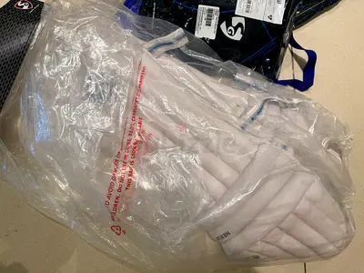 Cricket batting pads and gear - in brand new condition