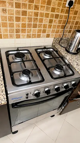 Super General 4-Burner Gas Cooker with Oven – AED 500
