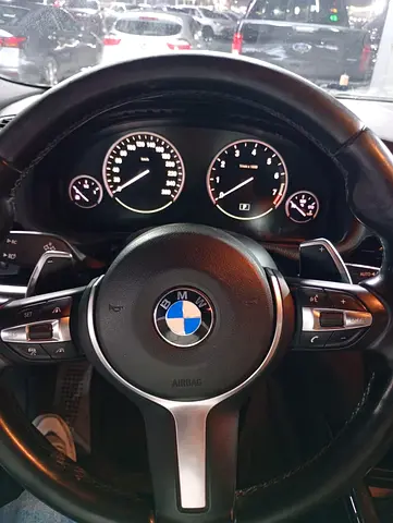 صورة 10 لـ 2018 BMW X4