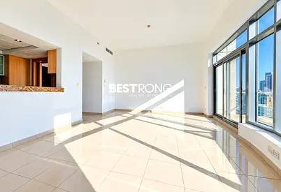High floor with Marina View| Chiller free |Vacant