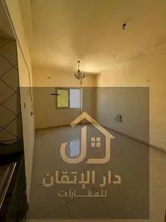 Golden opportunity for rent - Spacious studio apartment in Bu Tina area