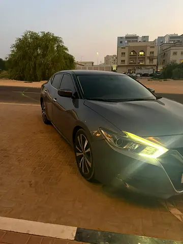 2016 Nissan MAXIMA 照片 2
