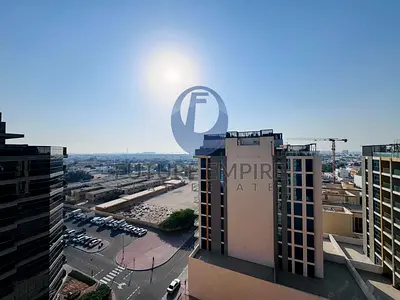 Spacious 1BHK + Laundry | High Floor | Open Sea View | Near Metro