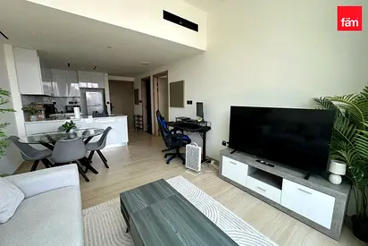 ELEGANT | FULLY FURNISHED | POOL VIEW