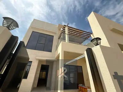 فيلا جديدة كلياً بثلاث غرف نوم || موقع مميز في مدينة تلال || تصميم واسع || تشطيبات فاخرة || مثالية للعائلات