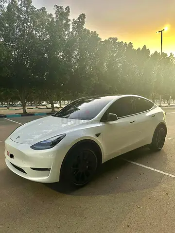 Tesla Model Y Long Range 2023 GCC Specs