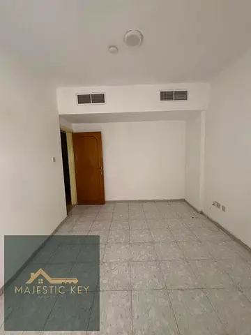 BIGGEST APARTMENT!!CHILLER FREE!!2BHK APARTMENT WITH BALCONY AND CENTRALISED AC AND CENTRALISED GAS JUST IN 38K