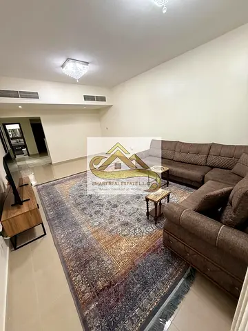 Luxury empty apartment - modern finishes - fully furnished - private parking (cash)