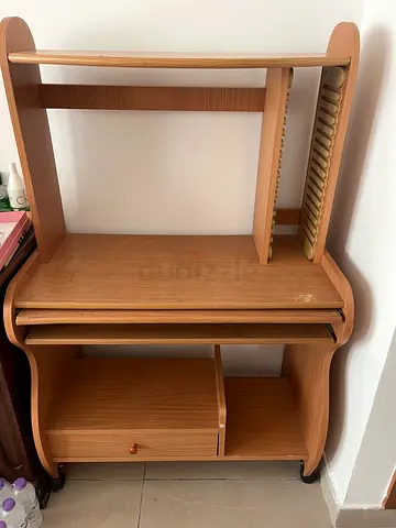 computer desk with wheels