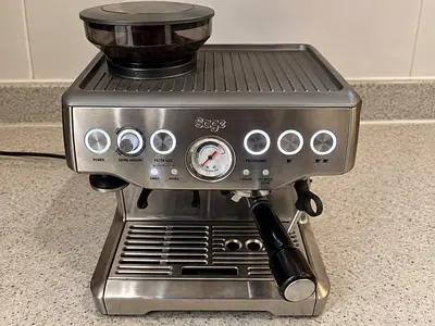Sage Barista Express Espresso Machine with Grinder