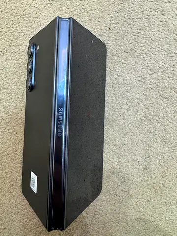 Samsung Z Fold 5