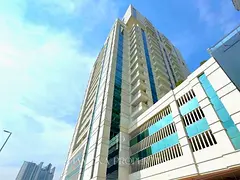 Fully Furnished | Canal & Burj Khalifa View | Vacant