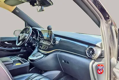صورة 9 لـ 2022 Mercedes-BENZ V-CLASS
