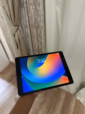 iPad 7th Generation 32GB (price can be negotiated)