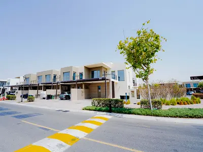 Corner Unit | Larger Plot | Vacant now