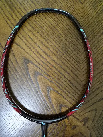 Apacs defender 25 badminton racket