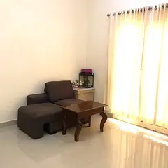 Single partition for Executive lady @ muweillah near bus station and hyper market . Easy access