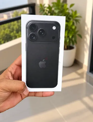 Iphone 18 pro max 2TB Esim black