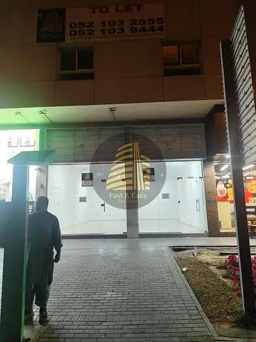 SHOPS AVAILABLE AT PRIME LOCATION