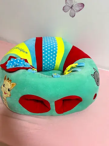 Sophie La Girafe Baby Seat and Play Play Mat