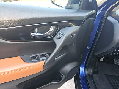 2017 Nissan ROGUE — миниатюра 15