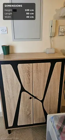 Compact wooden shoe storage cabinet - 100x80x40cm