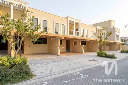 4 Bed Townhouse | Single Row | Vacant