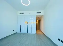 Modern 3 BR | Spacious | Bright & Airy Apartment