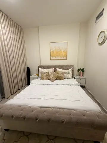 Bed with free 2 side tables