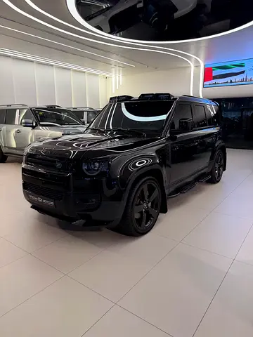 2022 Land Rover Defender 110 HSE P400 GCC Specs