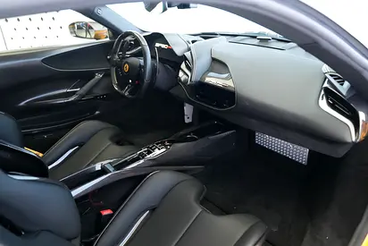 2022 Ferrari SF90 STRADALE — миниатюра 13