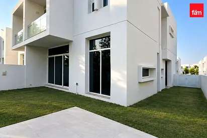 Corner | Vacent | Close To Pool | Up2 6 Cheques