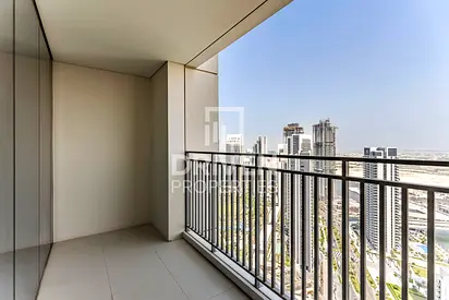 Top Tier Unit with Brand New Furniture | Park View