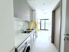 HIGHER FLOOR | SPACIOUS LAYOUT | SEMI FURNISHED