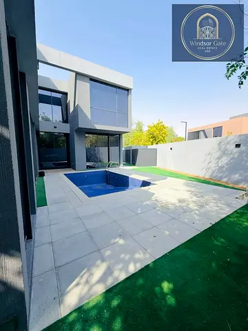 Spacious & Modern villa for Rent in Sharjah