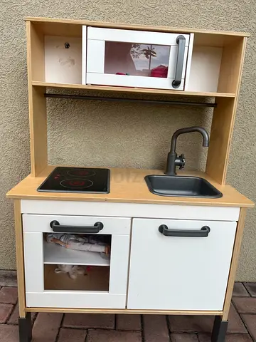 Children's Wooden Play Kitchen with Oven, Sink and Storage