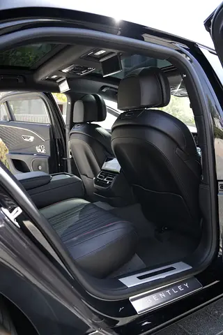 2022 Bentley FLYING SPUR photo 5