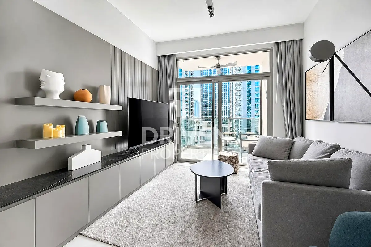 Close to Downtown | Furnished | Canal View
