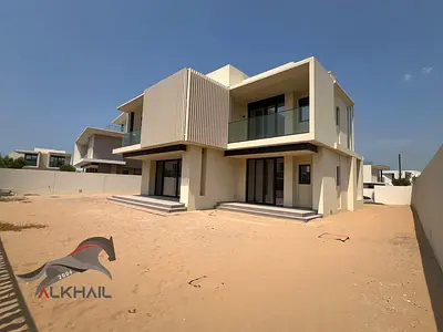 Luxury Park Facing l Huge Plot l Multiple Options