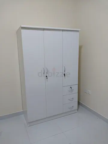 Brand new 3door cabinet White colour made in Thailand Good quality