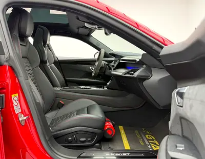 2022 AUDI E-TRON GT 缩略图 16