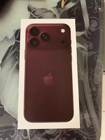 iPhone 18 pro max 256 Burgundy