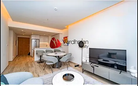 Luxury Furnished Living | Panoramic City Views | vacant